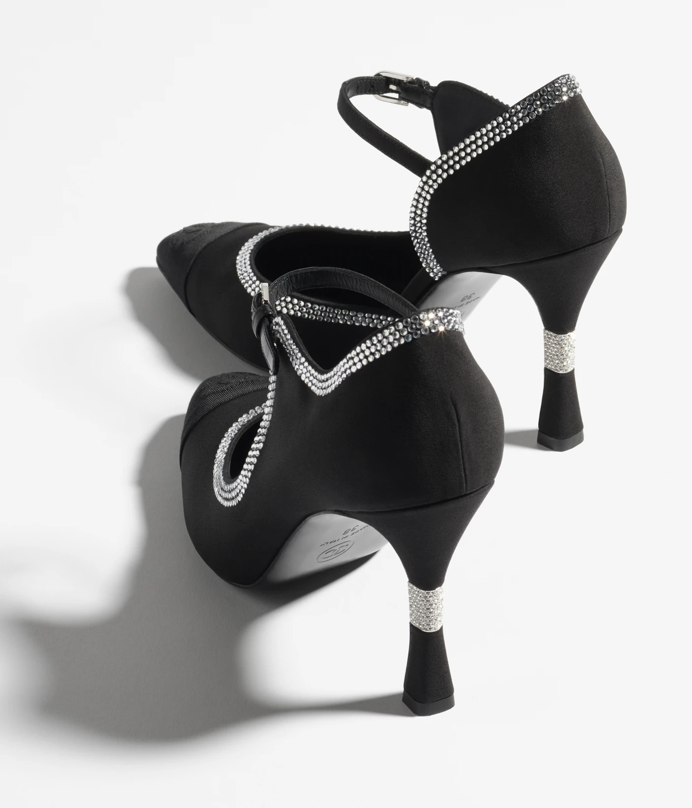 Chanel 2024/25 Métiers d’art Mary Janes - Image 3